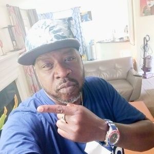 Meet your Posher, Alphonso